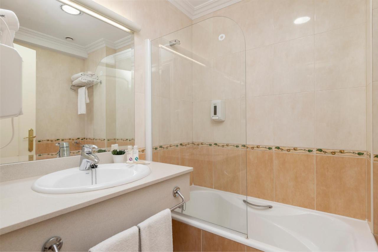 Hospedium Hotel Blu Sondika מראה חיצוני תמונה